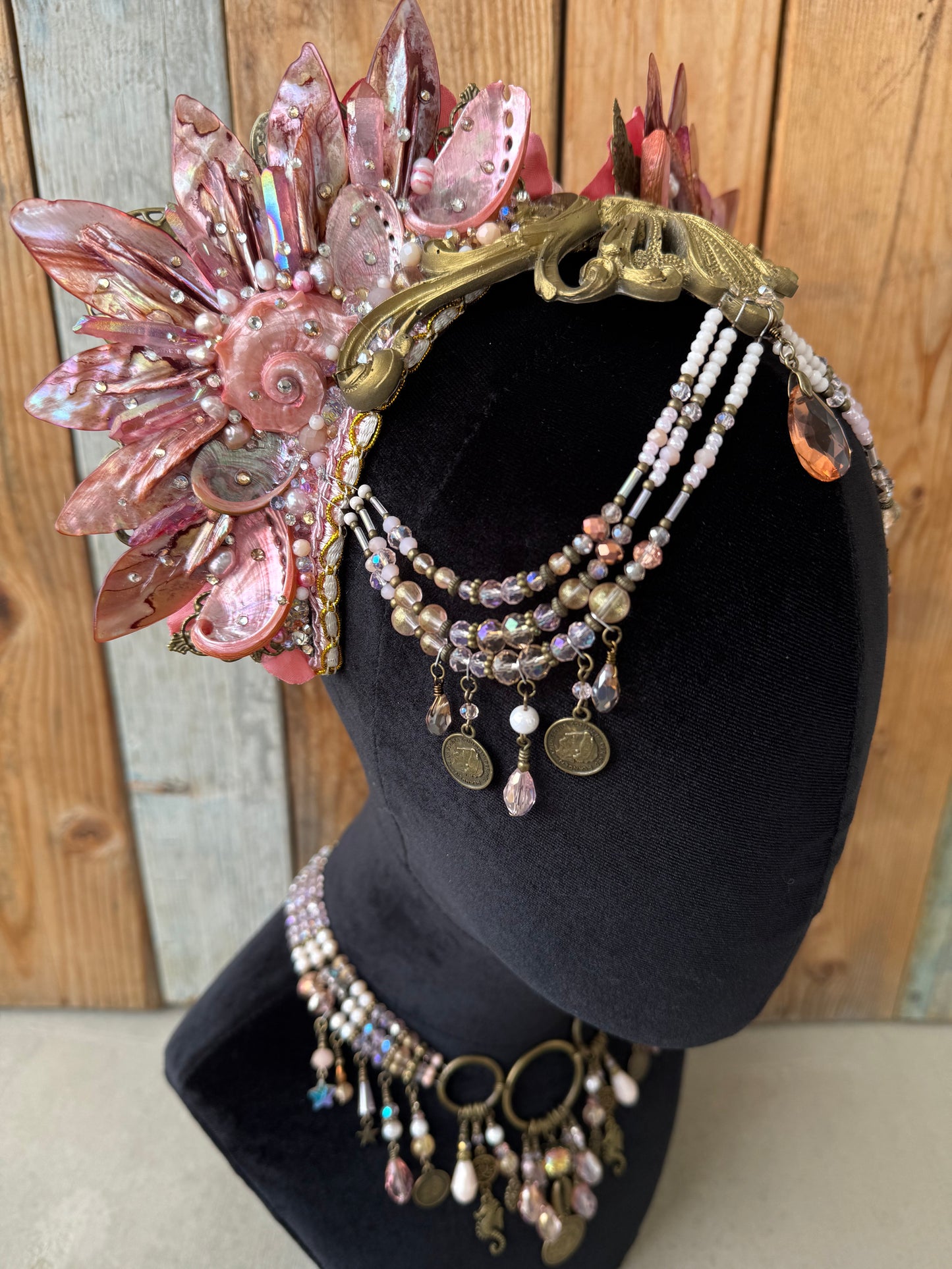 Mermaid Crown Headpiece “Dianthus” tor Underwater Use